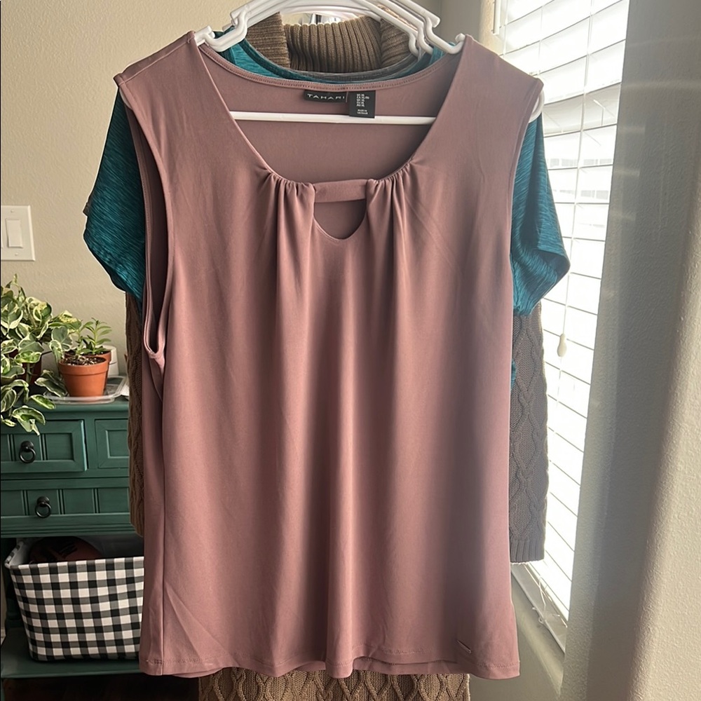 Tahari Women's Brown Top